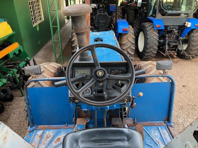 New Holland 8430 4x4 ano 93 - Foto 4