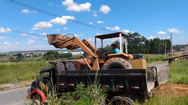 Ford 6600 carregadeira - Foto 5