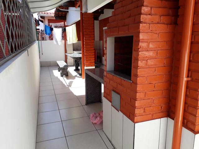 Casa Quitada, Escriturada e Mobliada, com 02 quartos, sendo um suíte e Varandas - Foto 4