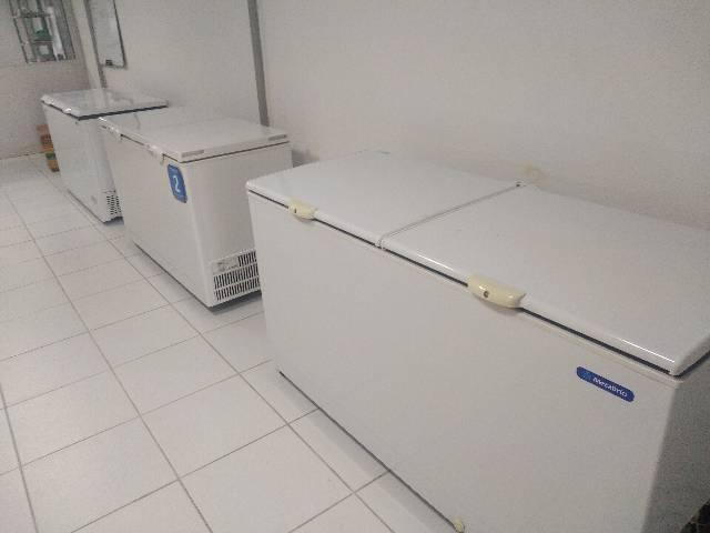 Freezer vendo barato pouco usado tenho 3 vendo por 2.000 mil cada - Foto 2