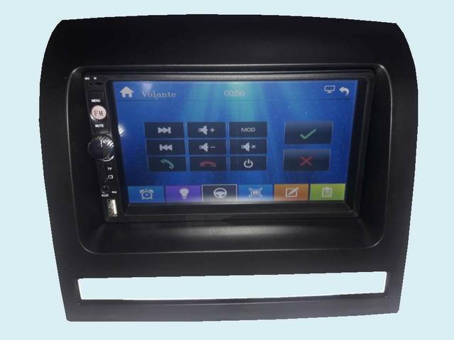 Multimídia Pálio Idéa Siena Strada Duster Sandero Logan Kwid GPS Por Espelhamento Ent USB