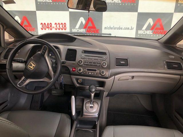 Civic EXS 1.7 16V MEC. IPV 202 Grátis - Foto 10
