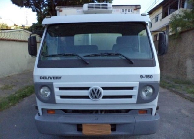CAMINHÃO VOLKSWAGEN 9150 BAÚ