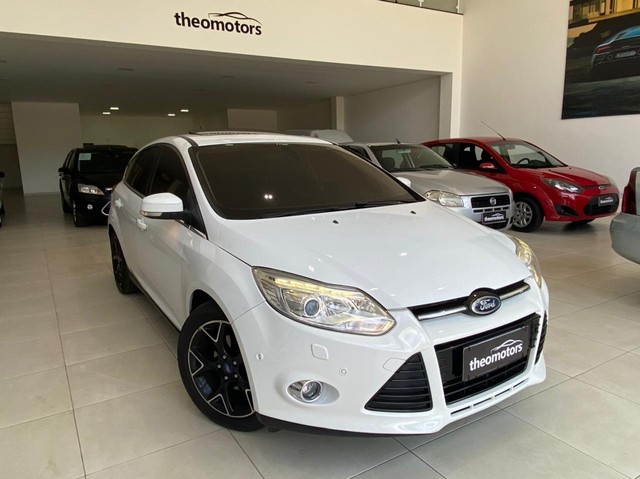 FORD FOCUS TITANIUM PLUS 2015