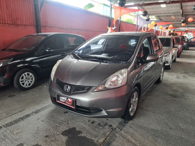HONDA FIT 2011 AUTOMÁTICO 1 MIL DE ENTRADA AÉRCIO VEÍCULOS BHY