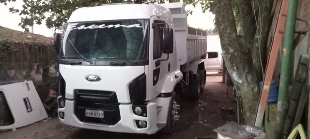 FORD CARGO 2422