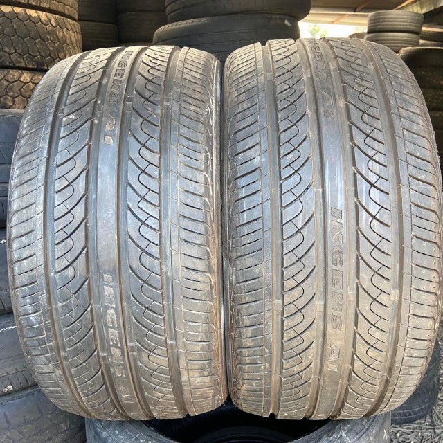 Pneus 255/35/18 antares semi novos sem defeitos (não são riscados)