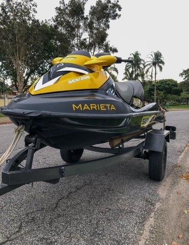 Jet Ski Rxt 215