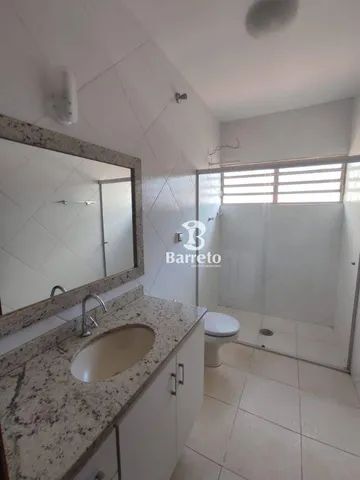 Casa com 4 dormitórios para alugar, 300 m² por R$ 4.500,00/mês - Jardim Shangri-la A - Lon