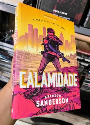 Calamidade - Brandon Sanderson - 9788576574033 com o Melhor Preço é no Zoom