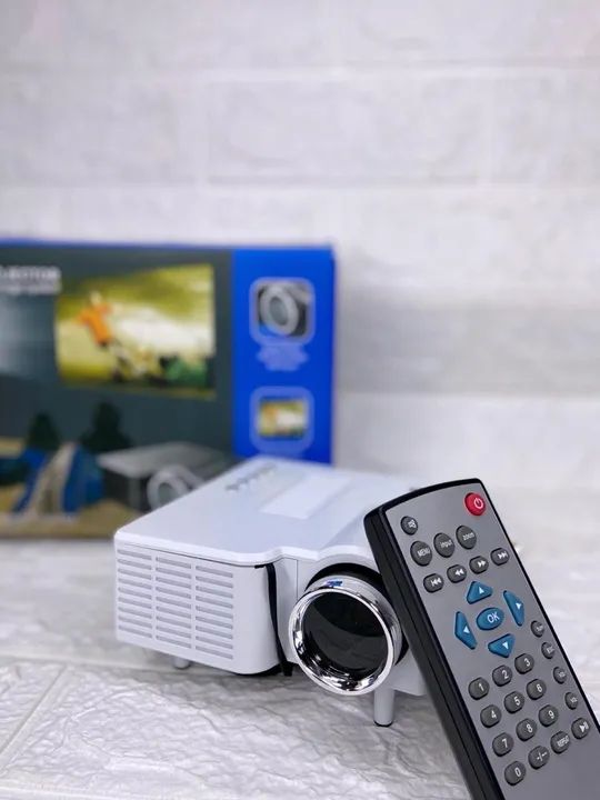 Mini projetor Portátil A-Z308-00A - Foto 2