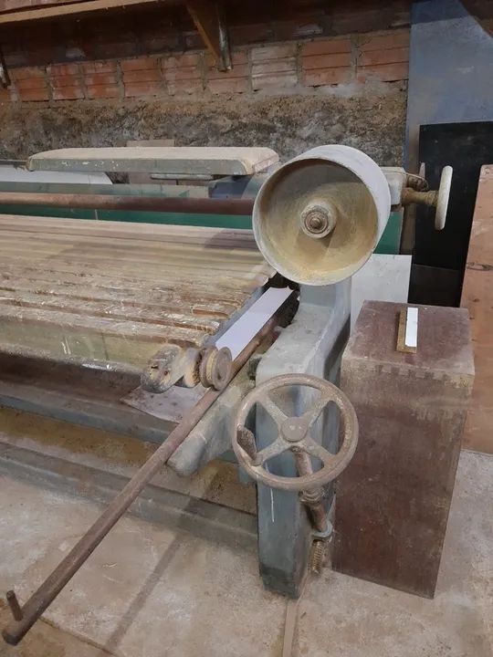 Lixadeira de cinta para portas - Foto 2