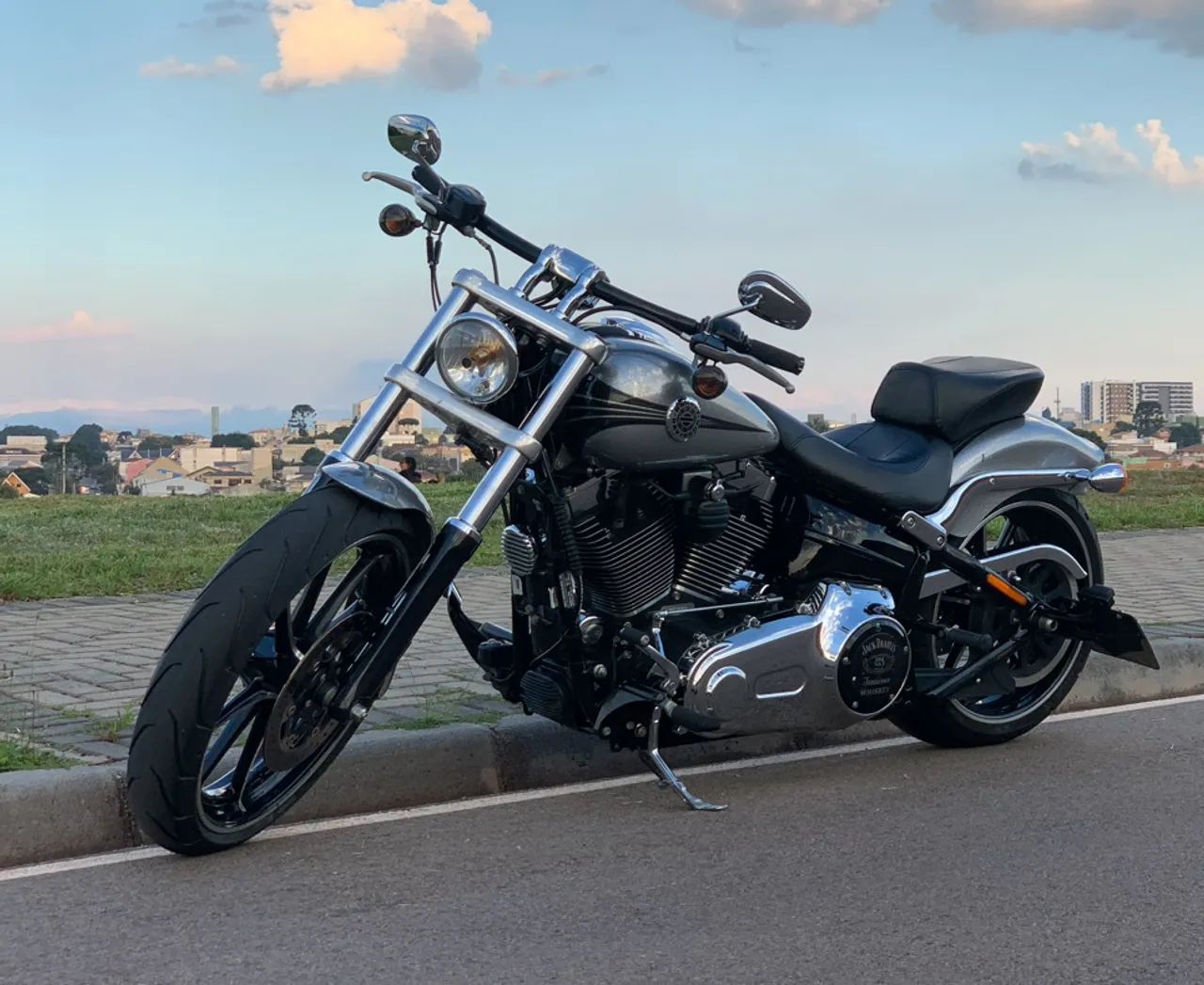 Harley Breakout 2015