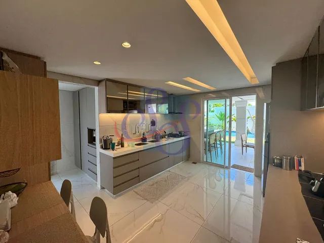 Belíssima casa mobiliada no Alphaville Fortaleza com 4 suítes - Foto 4