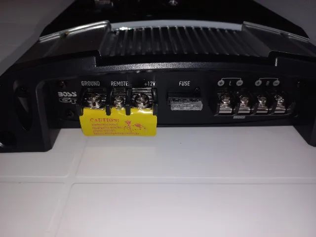 Amplificador Boss Audio Riot Gt480 800wts. - Foto 4