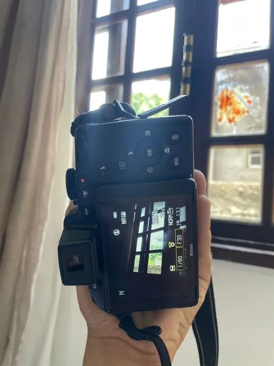 Câmera nikon seminova - Foto 2