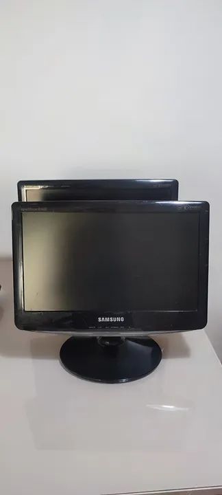 Monitores tela 15.6 usado  - Foto 2