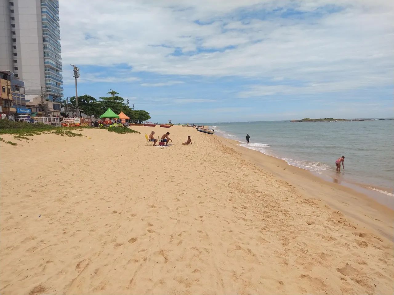 Frente para o mar de Itapuã - Foto 13