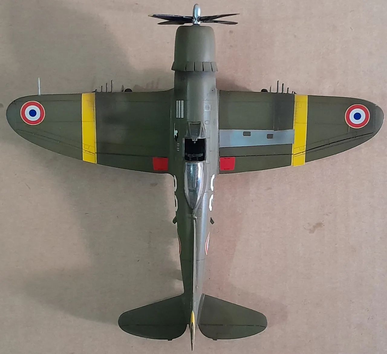 Republic P-47D Thunderbolt 1/72 - Foto 5