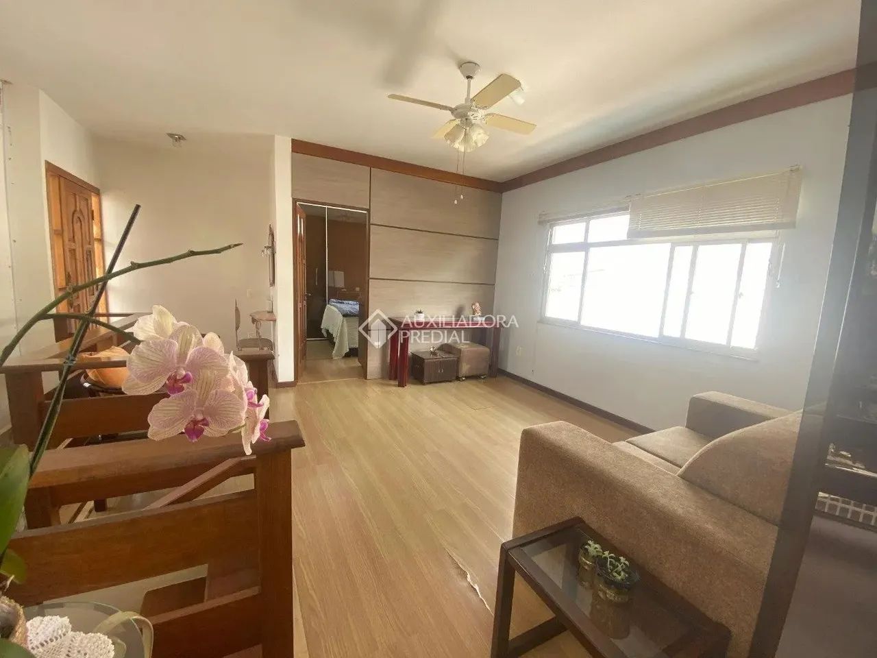 Casa Pronta para Morar com 2 suites, Piscina, Área Gourmet e Edícula Completa - Foto 5