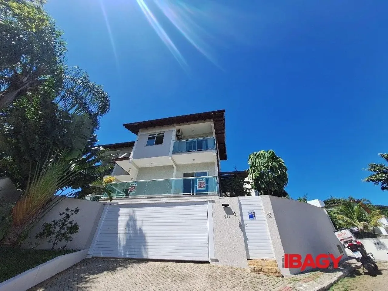 Excelente Casa 4 dormitório(s) em Rio Tavares - Florianópolis
