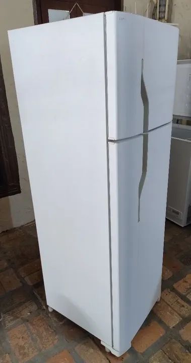 Geladeira. Entrego/ Aceito cartão!! - Foto 4