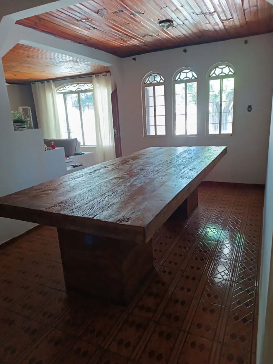 vendo mesa peraba rosa otimo area externa 1.90 por 3m 