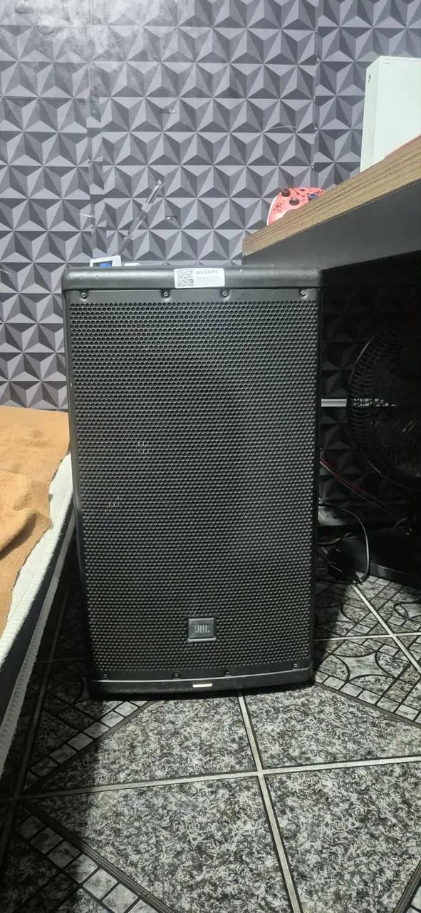 Alto-falante Jbl Eon612 Com Bluetooth Preto 110v/220v + pedestal Novik neo - Foto 4