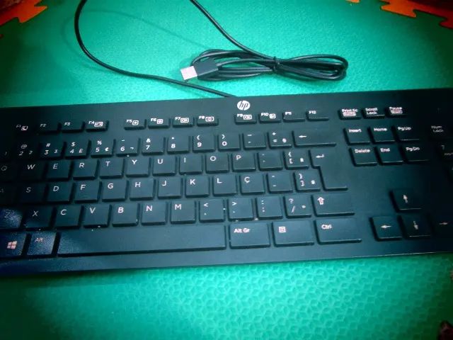 Teclado HP USB ABNT2 - Ótimo Estado, Silencioso, Confortável e Barato! - Foto 4