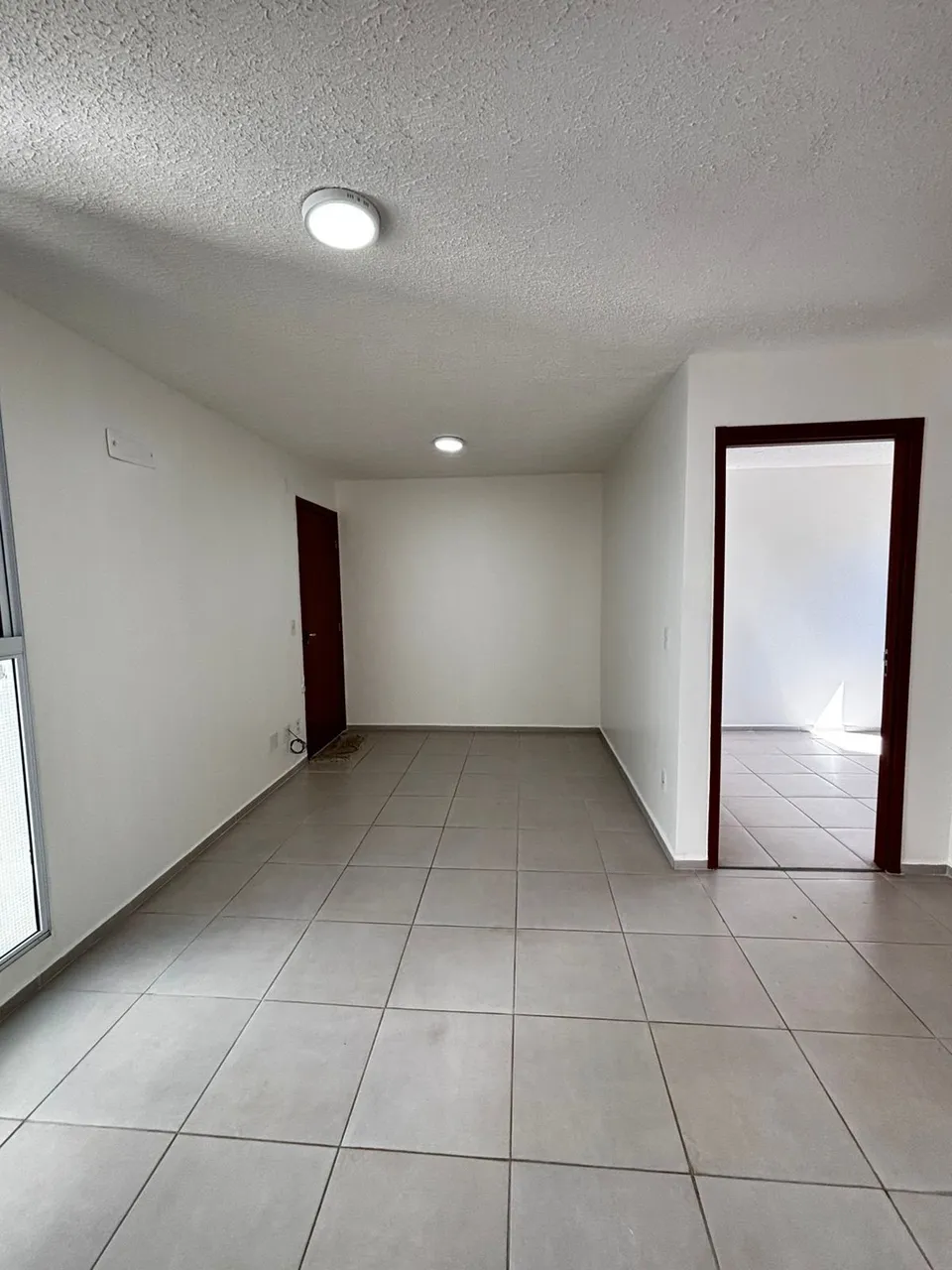ALUGA-SE APARTAMENTO NO VISTA DAS MANGUEIRAS