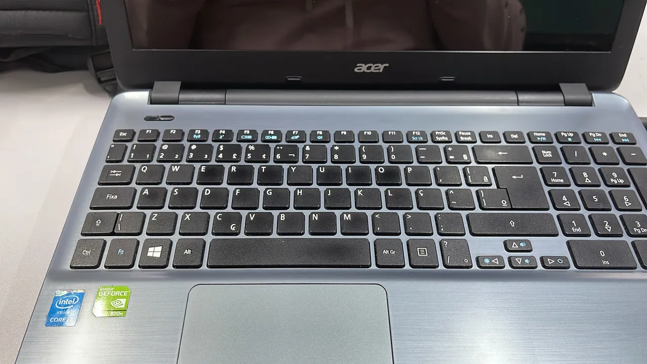 Notebook Acer com processador Intel e GeForce