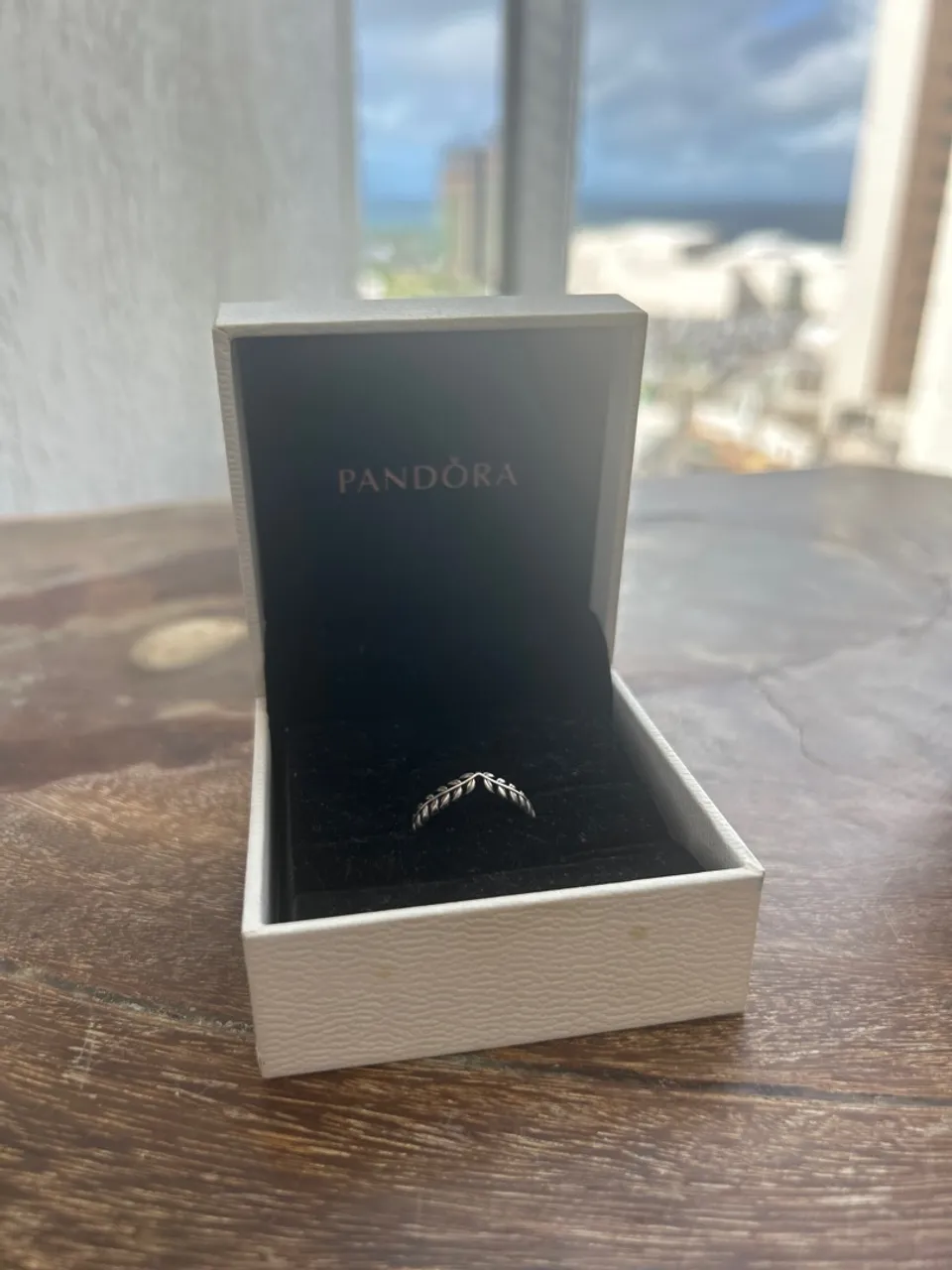 Anel Pandora Folhas