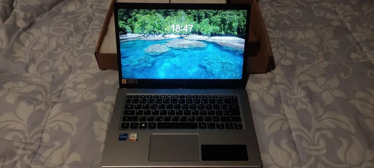 Notebook Acer com tela de 15.6 polegadas