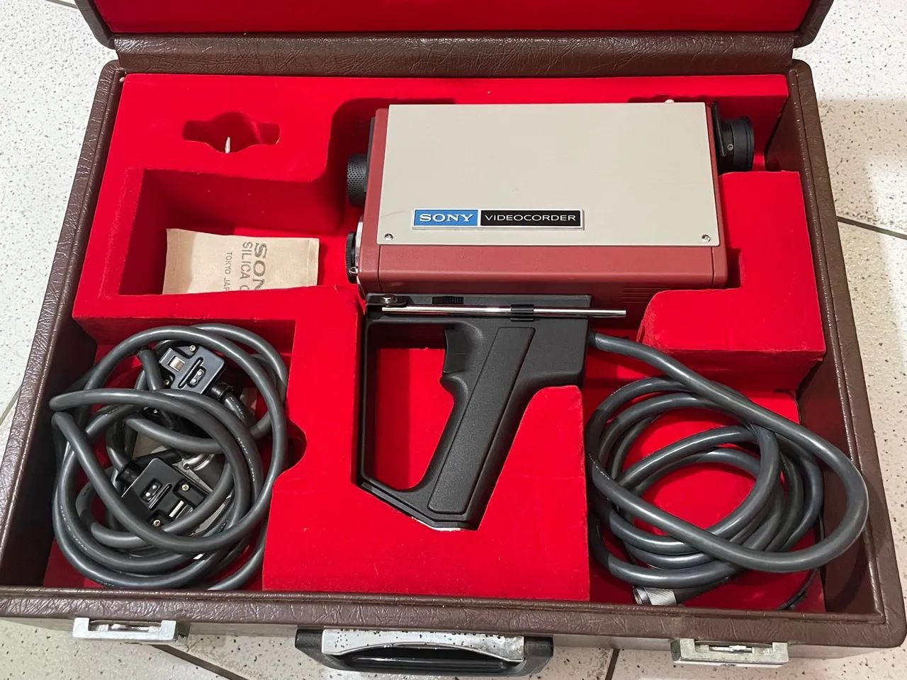 Camera de Video Sony/TV Profissional dos anos 1980 a 1990 - Foto 6