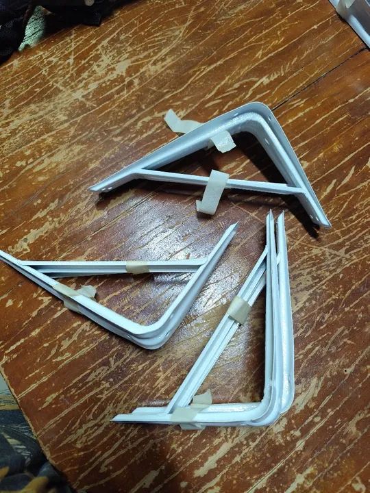 Kit com 3 pares (6 unidades) de suporte de Metal para Prateleira 6x8 - Foto 3