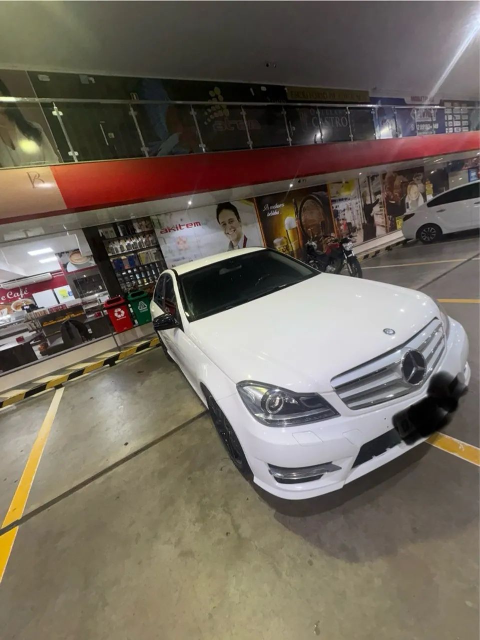 Mercedes c180 turbo revisada - R$64.500