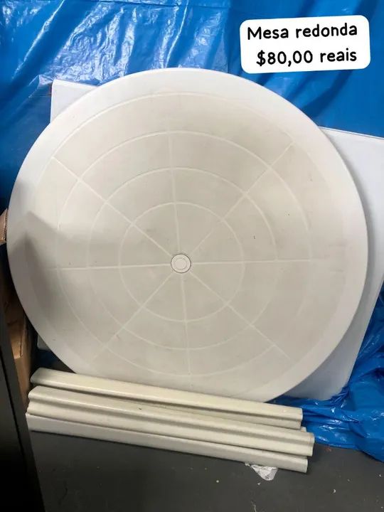 Cadeiras de Plástico - R$ 35,00 - 7 unidades - Foto 2