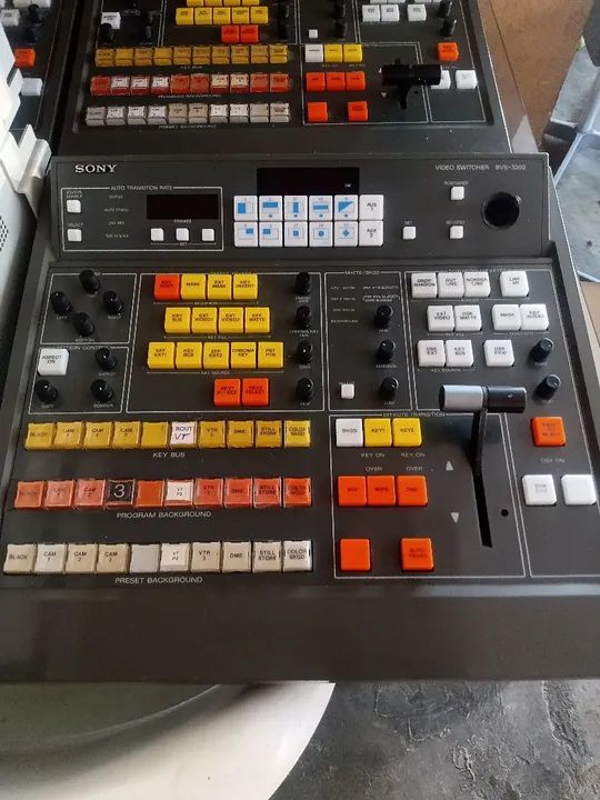 Equipamentos para emissora de tv antigo