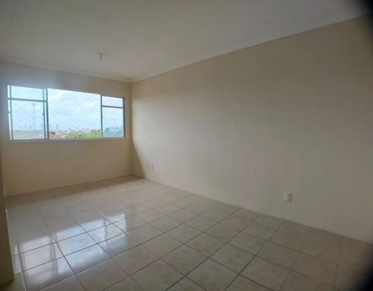 Apartamento com 3 dormitórios à venda, 60 m² por R$ 185.000,00 - Carlito Pamplona - Fortal - Foto 3