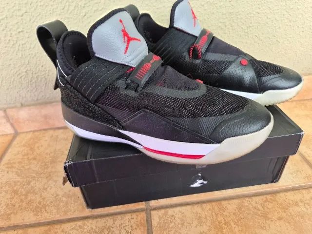 TÊNIS air jordan XXXIII blackout TAM 43