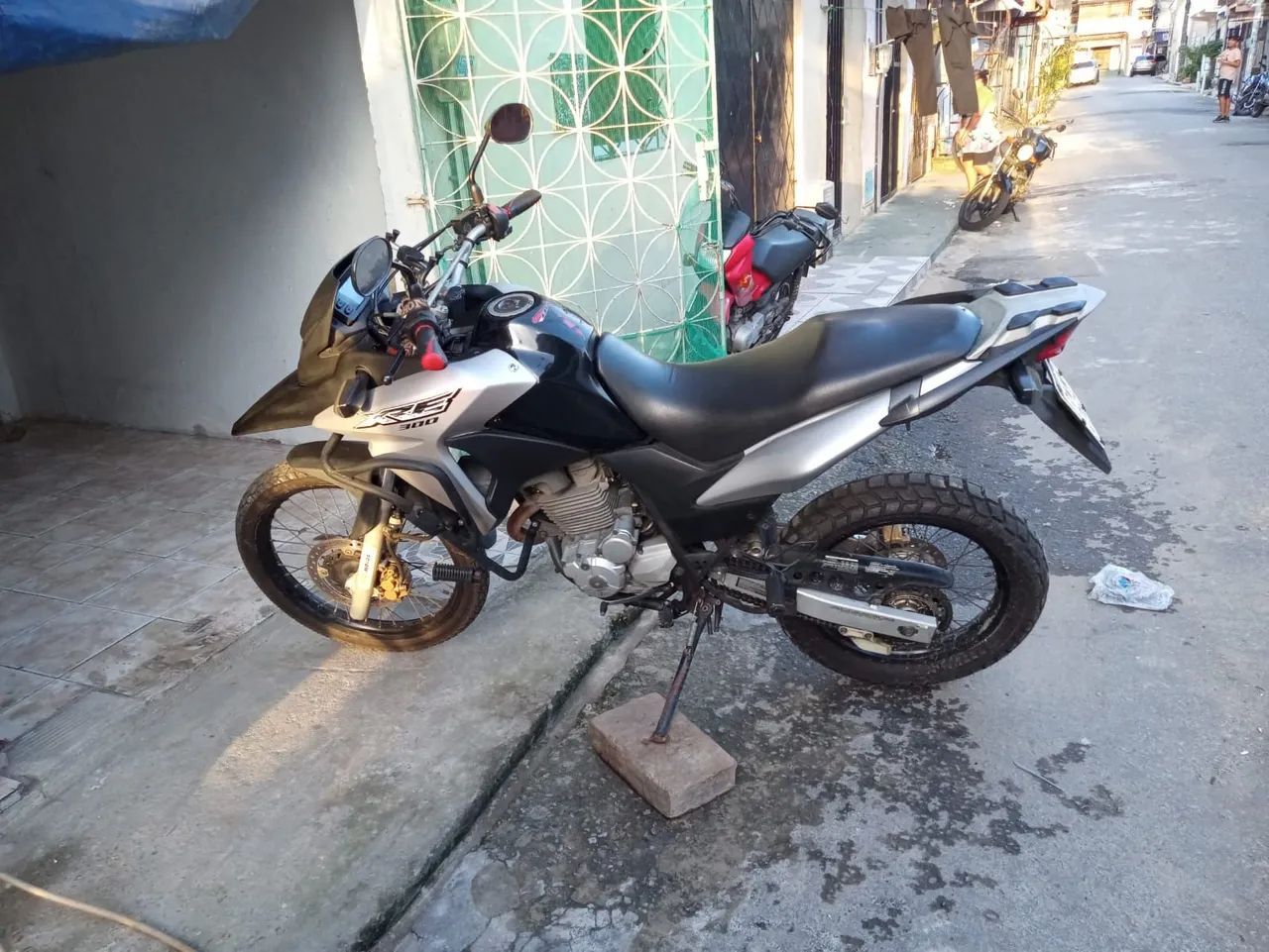 Moto XRE 300 (2018)