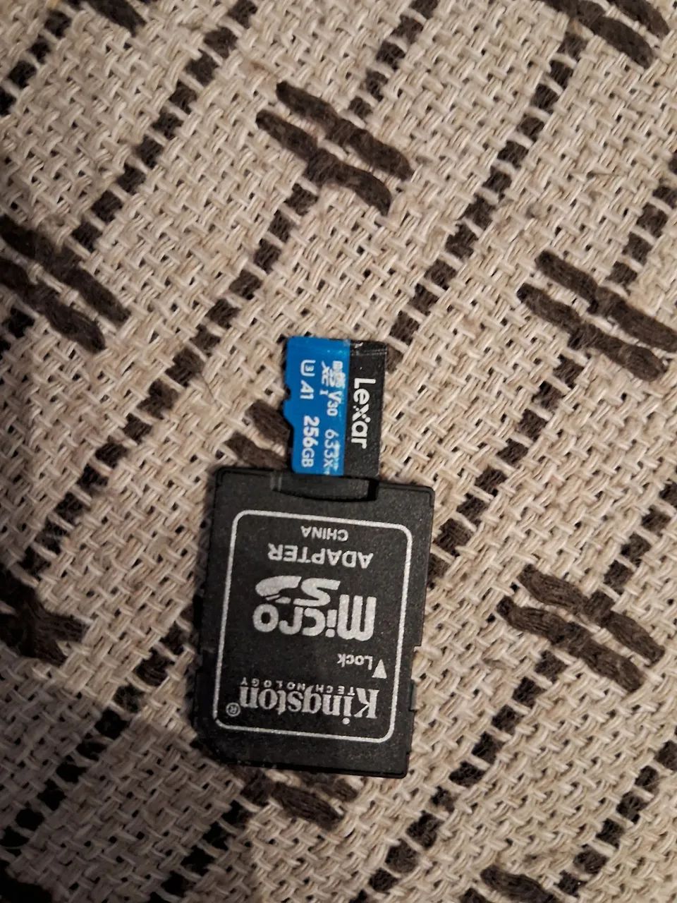 256 GB memory card64208796523907120