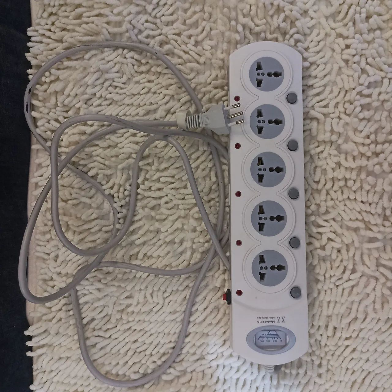 filtro de Linha 16 tomadas bivolt com cabo de 3 metros63824106904195120