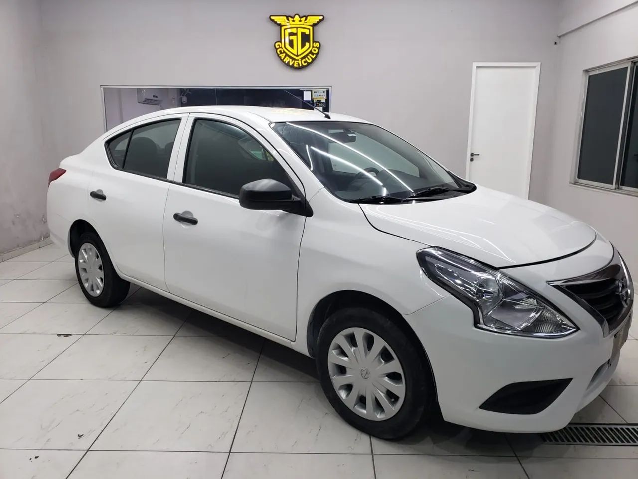 Nissan versa 1.6 mecânico 2021 muito novo - Foto 3