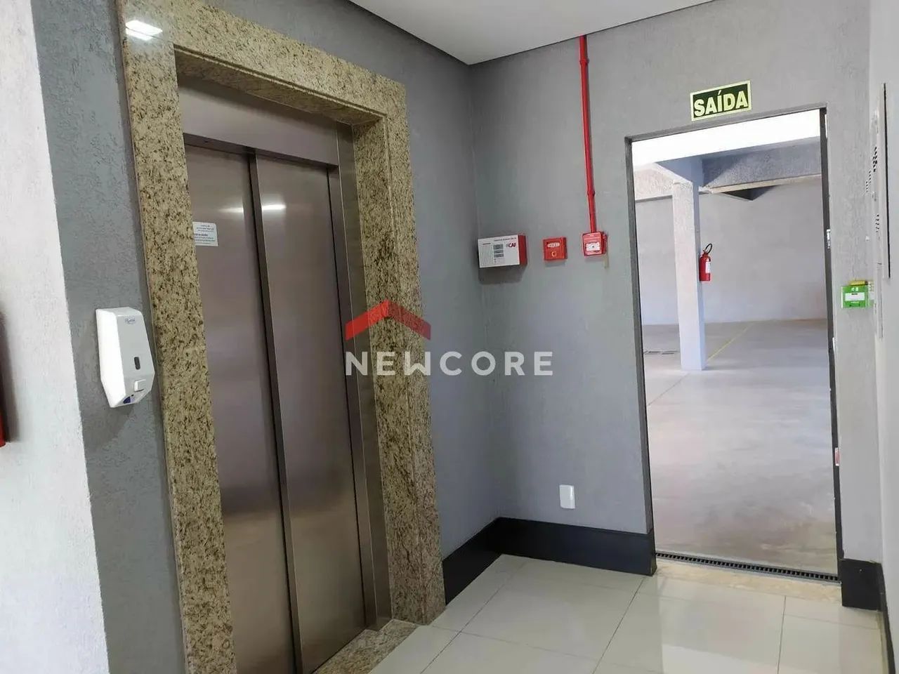 Apartamento em Avenida Pereira Pinto - Jardim São Pedro - Porto Alegre/RS - Foto 4