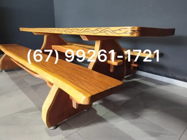 MESA COM DOIS BANCOS EM MADEIRA MACIÇA GARAPEIRA
