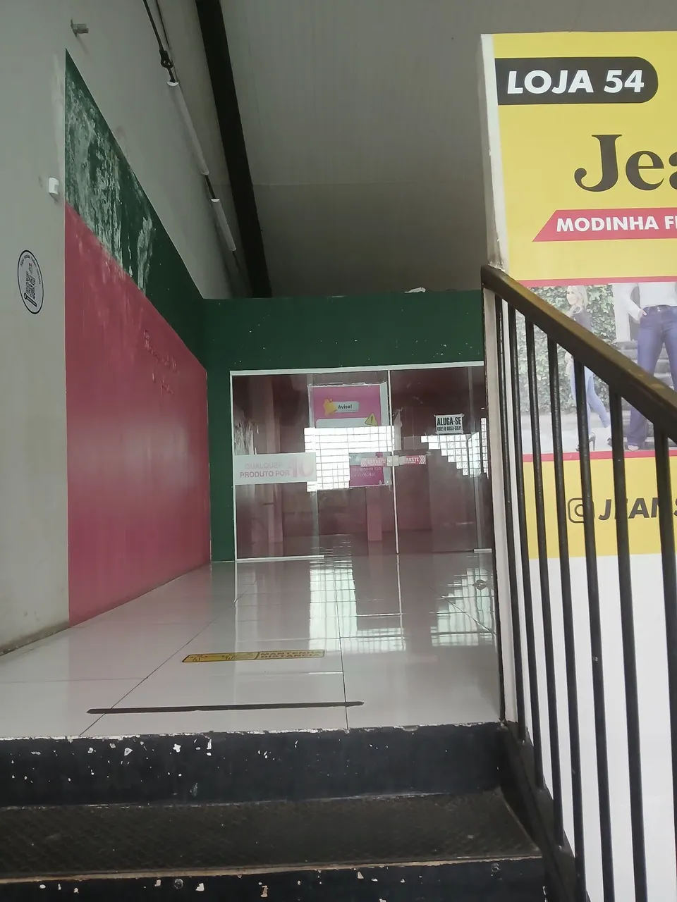 Aluga-se ponto comercial Centro