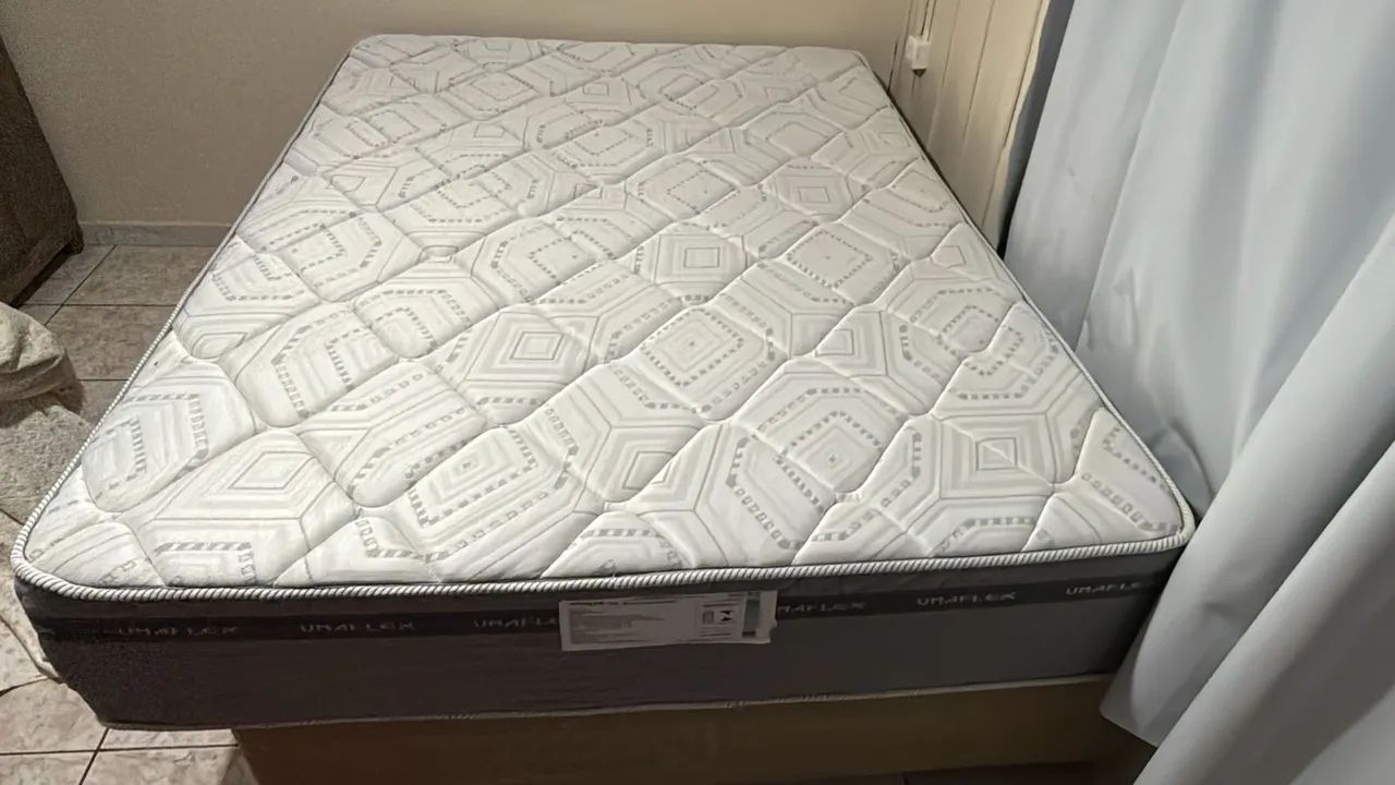 Vende-se cama box casal 1 ano de uso - Foto 4