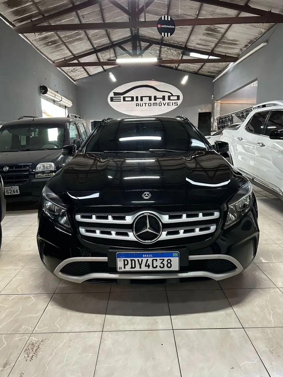 MERCEDES GLA 200 STYLE 2018 1.6 TURBO. - Foto 2