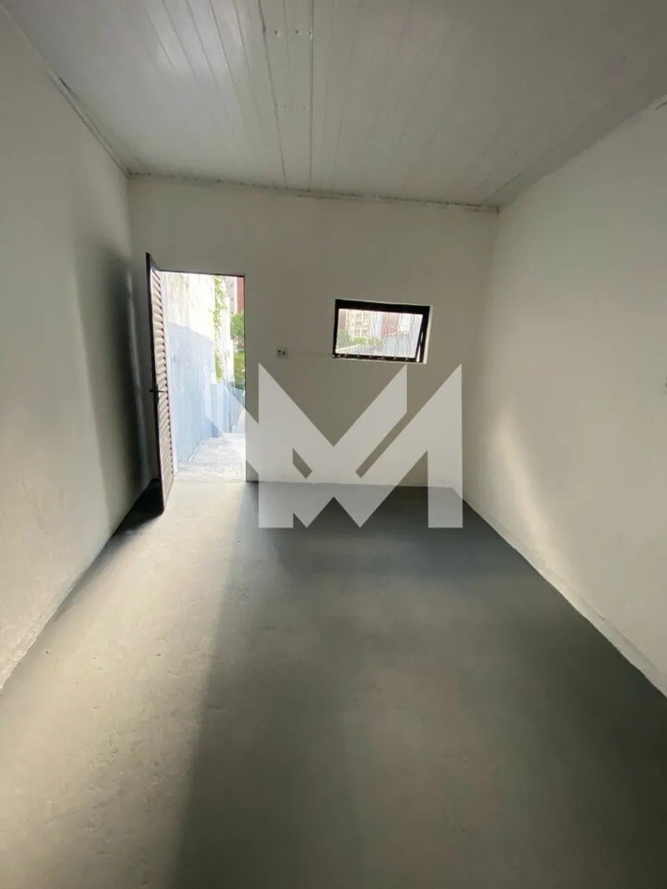 PRÉDIO DE 120m² COM 3 KITNETS, 1 SALÃO E 1 VAGA PARA VENDA NO CARANDIRU